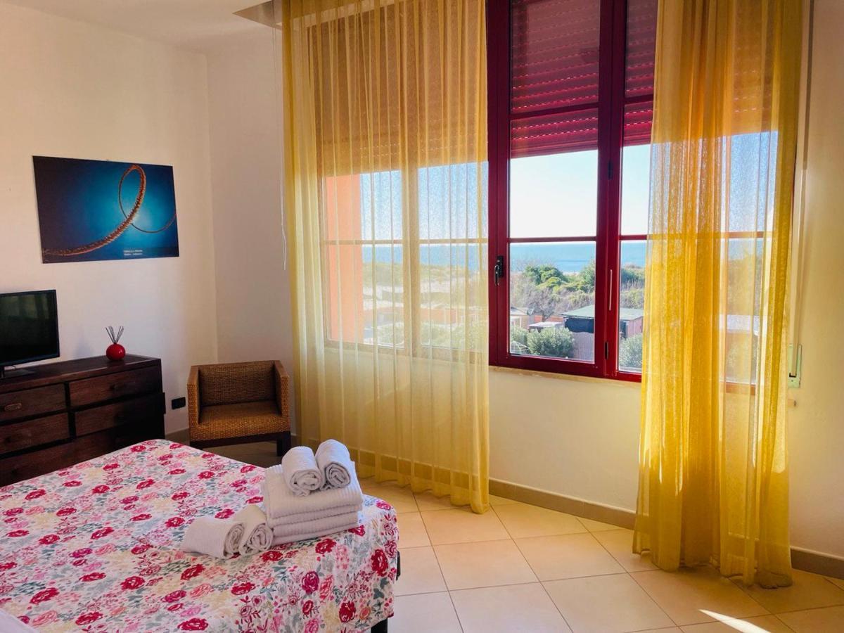 Regina Beach Holiday Apartments 티레니아 외부 사진