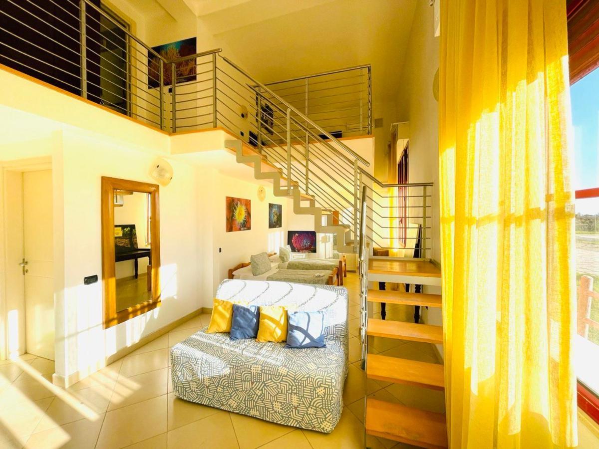 Regina Beach Holiday Apartments 티레니아 외부 사진