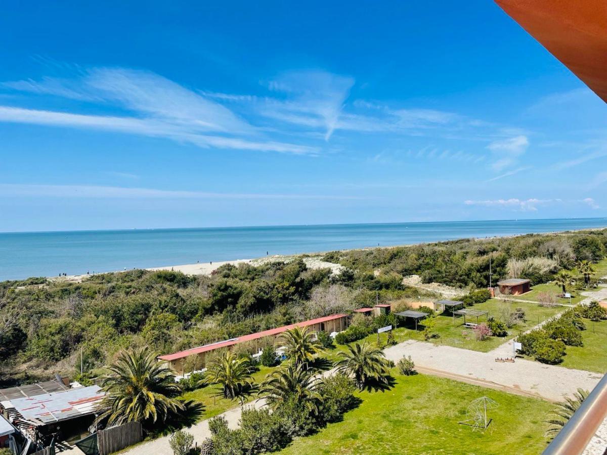 Regina Beach Holiday Apartments 티레니아 외부 사진