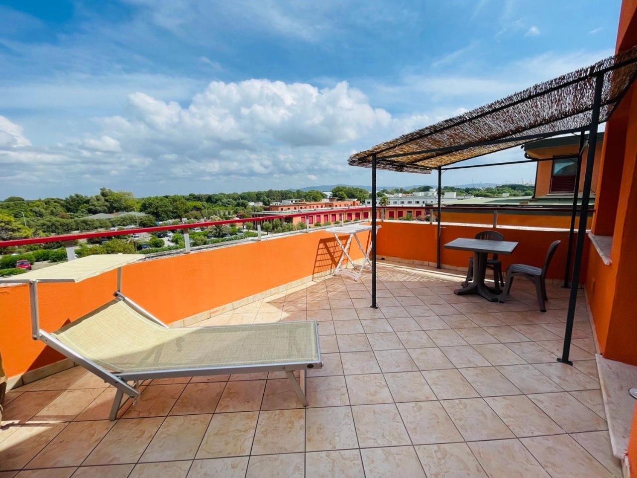 Regina Beach Holiday Apartments 티레니아 외부 사진